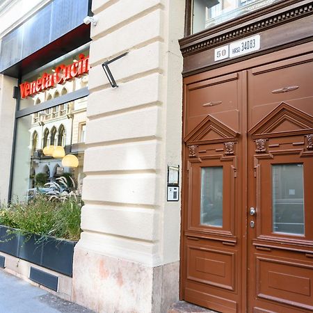 Central Home Budapest Luaran gambar