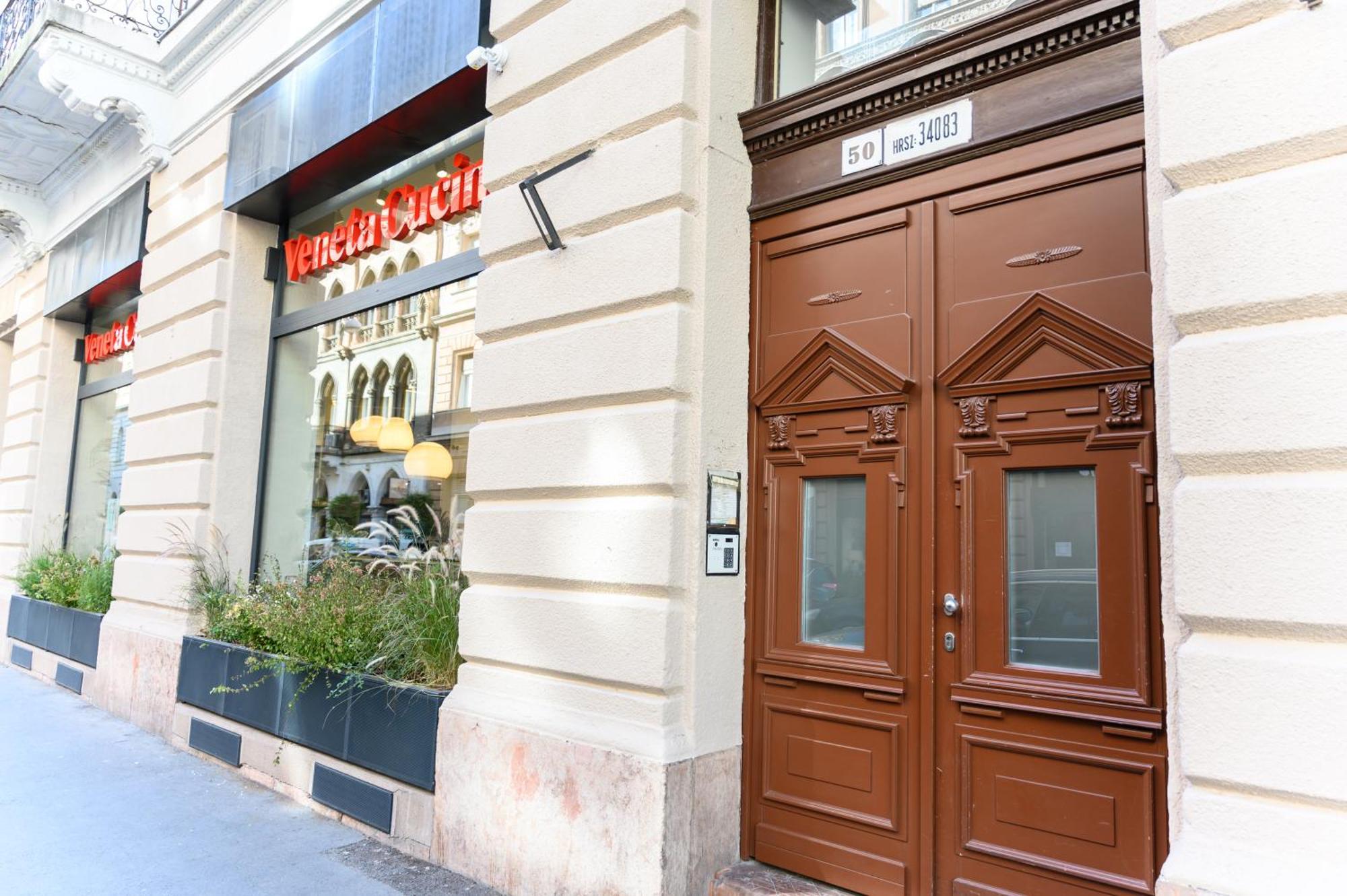Central Home Budapest Luaran gambar